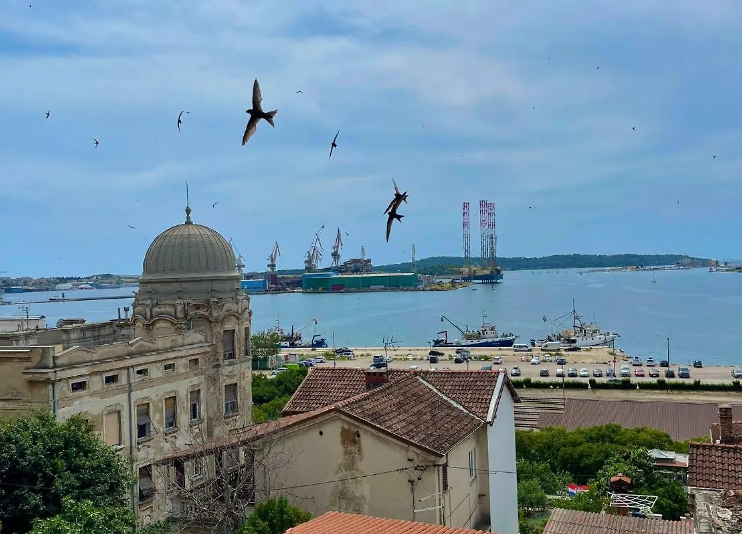 Dejan Apartment 3-Free Parking Near Arena In City Center, Near Bus, Train, Ferry, Airport Shuttle Pula 0*,
