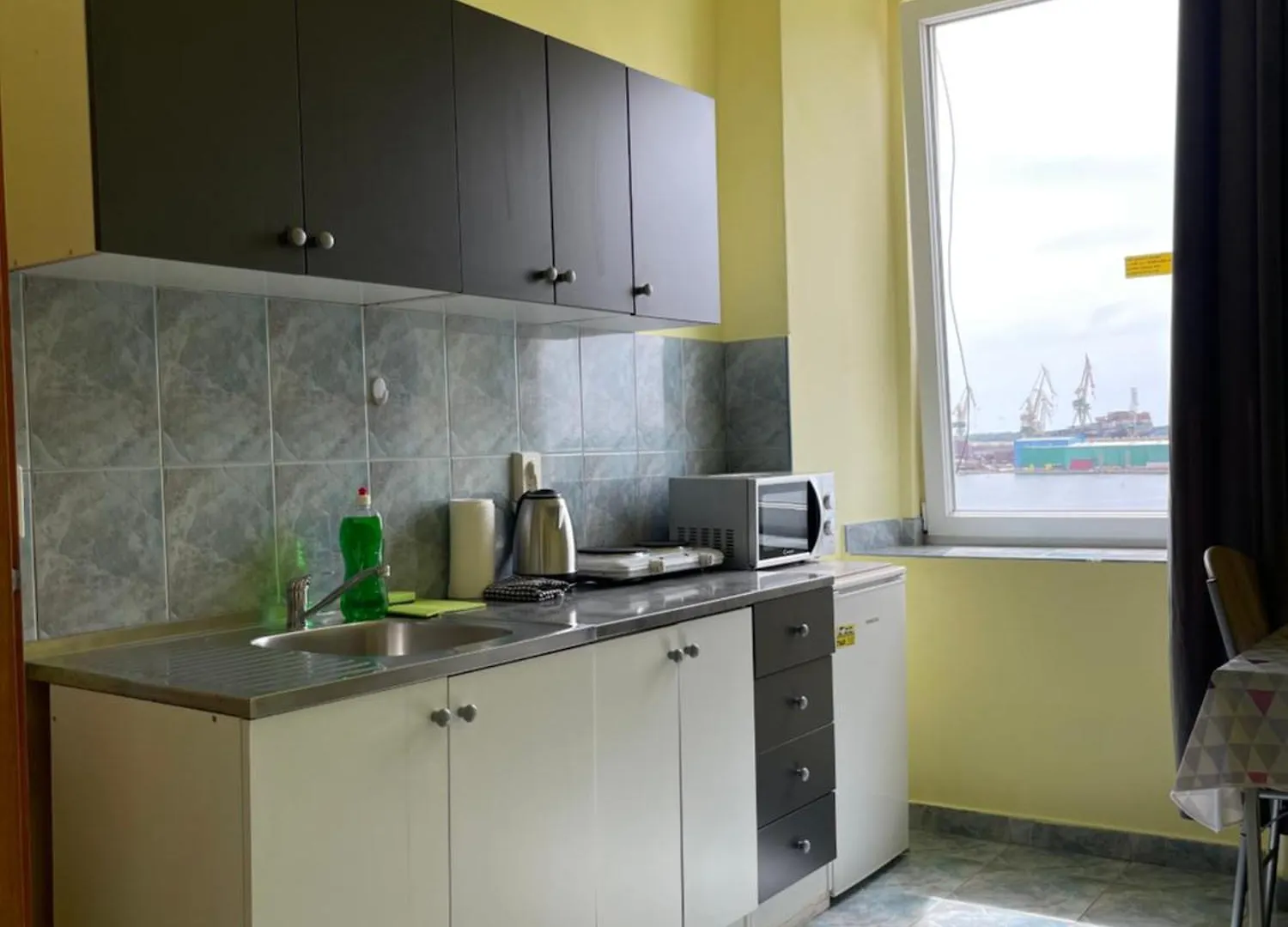 Dejan Apartment 3-Free Parking Near Arena In City Center, Near Bus, Train, Ferry, Airport Shuttle Pula