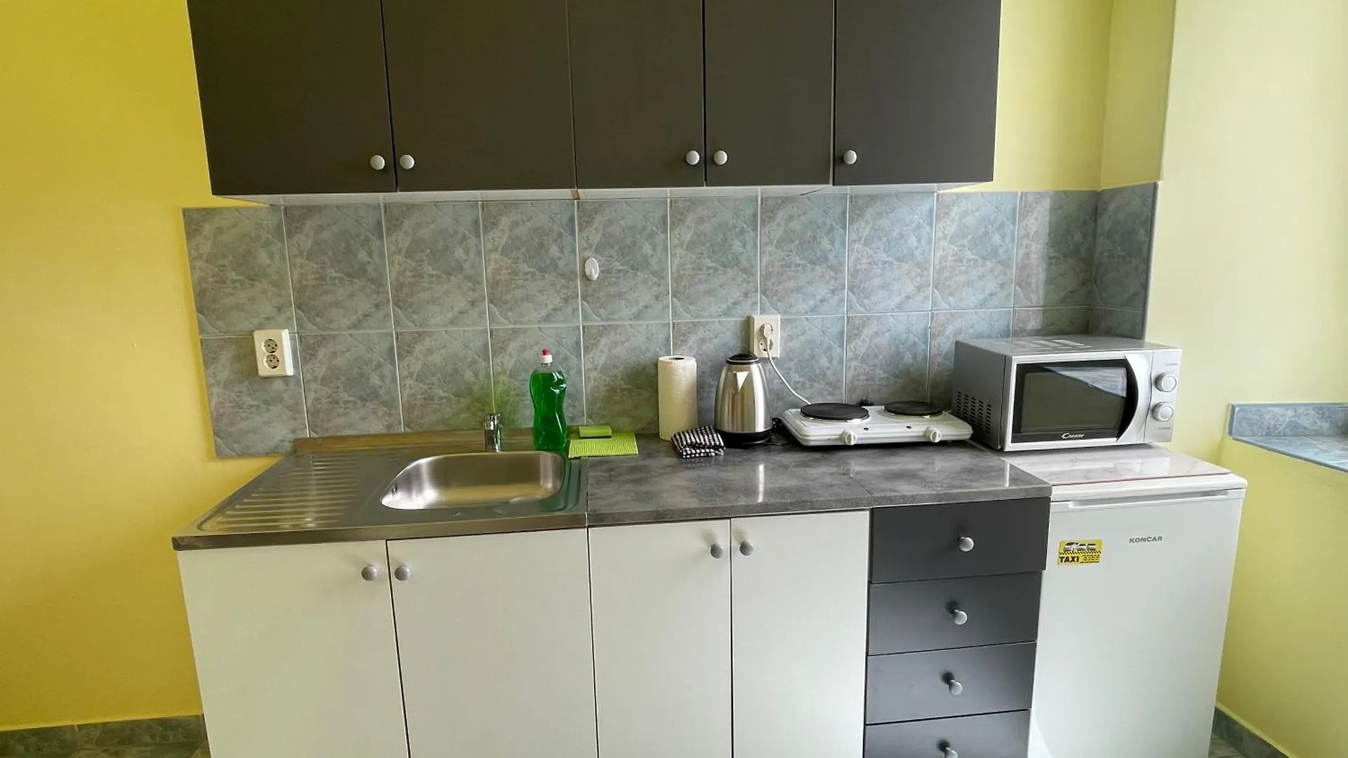 Dejan Apartment 3-Free Parking Near Arena In City Center, Near Bus, Train, Ferry, Airport Shuttle Pula
